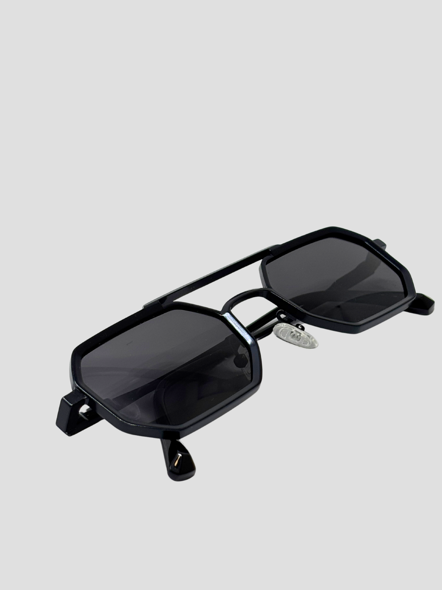 SHADOW BLACK