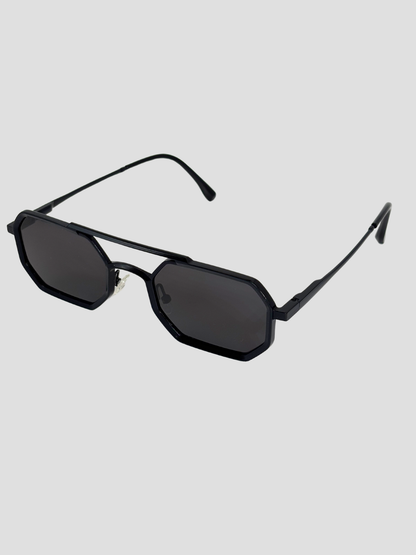 SHADOW BLACK
